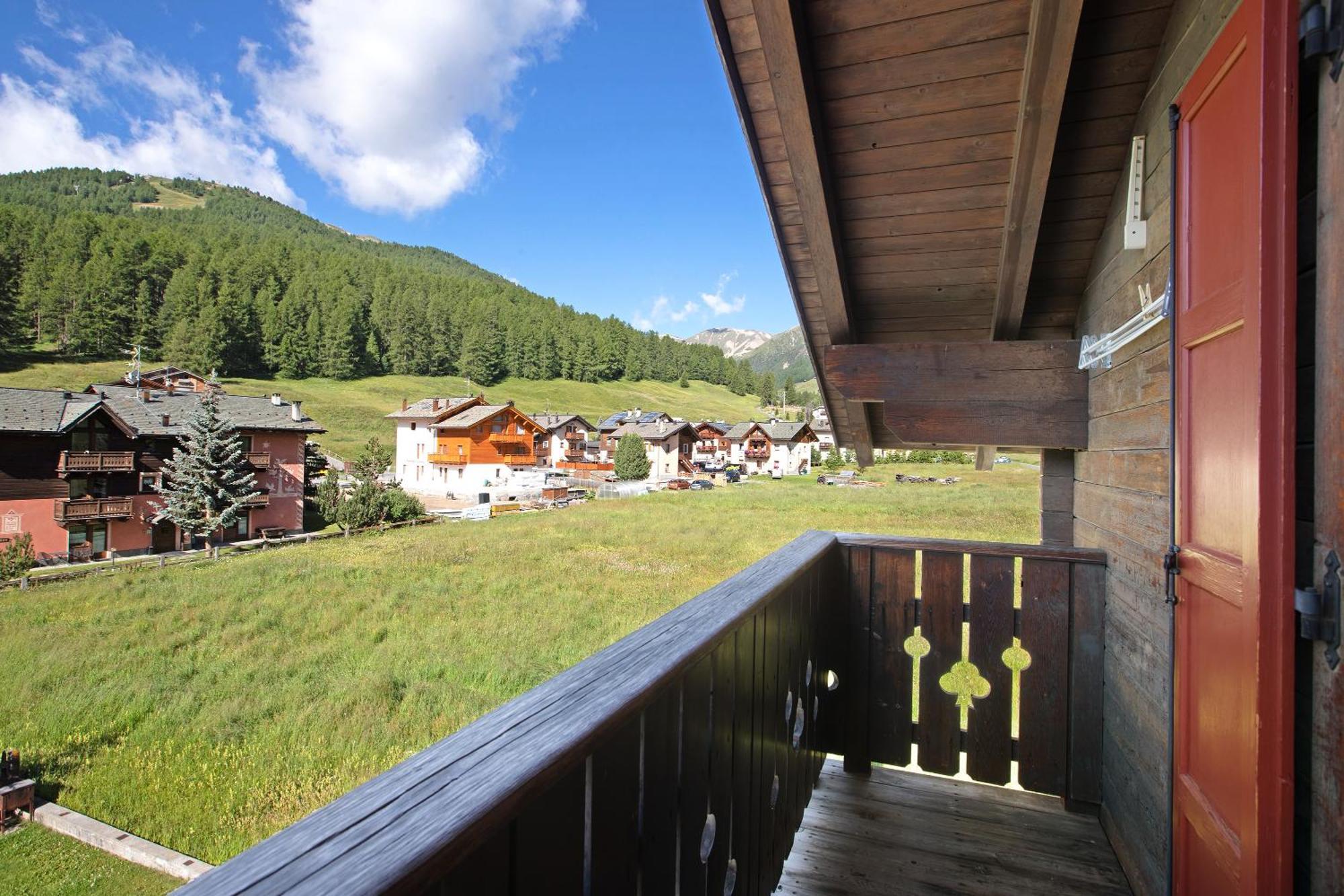 Appartamenti Lorenza 3 Baite Giotto Livigno Exteriör bild